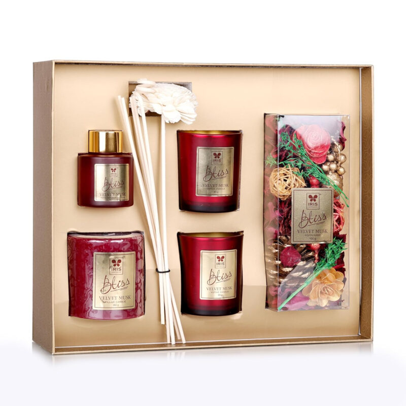 Iris Bliss Velvet Musk Fragrance Giftset with Reed Diffuser,Votive Candles,Potpourri & Pillar Candle - Image 5